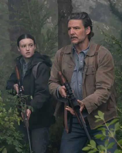 Bella Ramsey and Pedro Pascal in The Last of Us Season 2