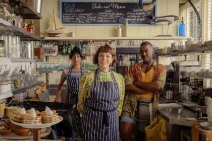 Sunita Mani, Olivia Colman, and Ncuti Gatwa in The Roses