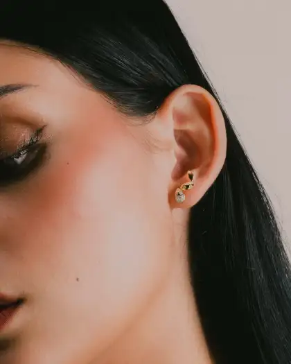 Suki Jewelry piercing