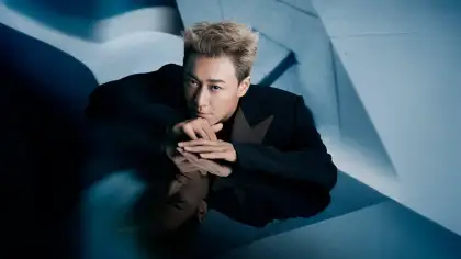 GO WITH THE FLOW LF LIVE AROUND THE WORLD IN MACAO