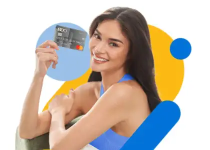 Pia Wurtzbach holding a BDO credit card