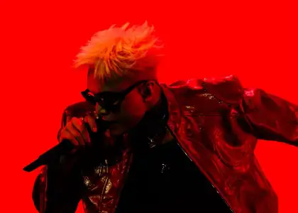 Firdhaus performing on stage