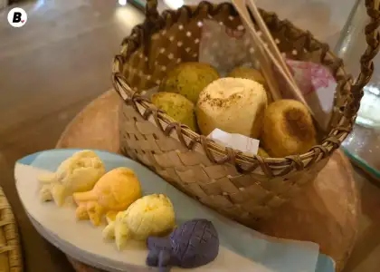 Warm pandesal with flavored butters at Sinag Restaurant