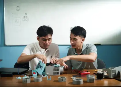 BiDaKidney inventors Andrew Jacob Buensalido and Allyson Cabrestante