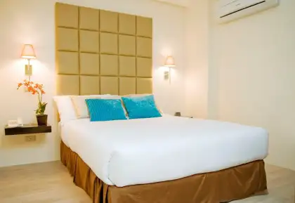 Oracle Hotel and Residences 4