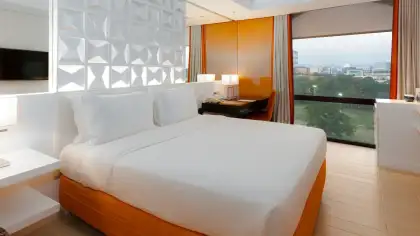 Deluxe Room at The Bayleaf Intramuros