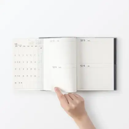 Muji 2025 Monthly/Weekly View-At-Once Planner