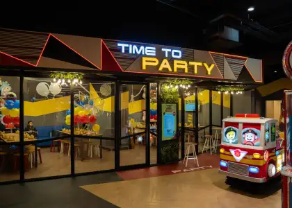 Timezone Opens a Bigger Better Space in U P Town Center