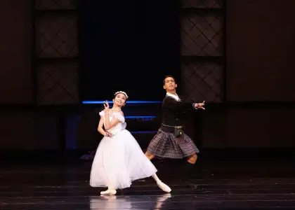 Ballet Philippines principal dancers Jemima Reyes and Rudolph Capongcol dance the roles of the Sylph and James respecitvely