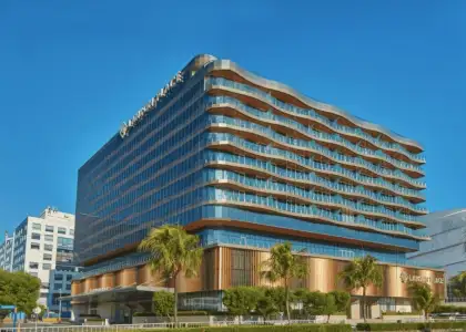 The Best Hotels to Book Near MOA Arena and World Trade Center