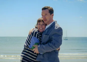 20250825 Olivia Colman Benedict Cumberbatch in The Roses