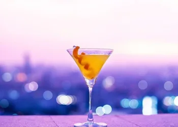 Copy of content image sky pool bar standard