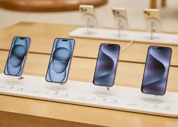 Apple Surpasses Samsung as the World's Top Smartphone Seller in 2023