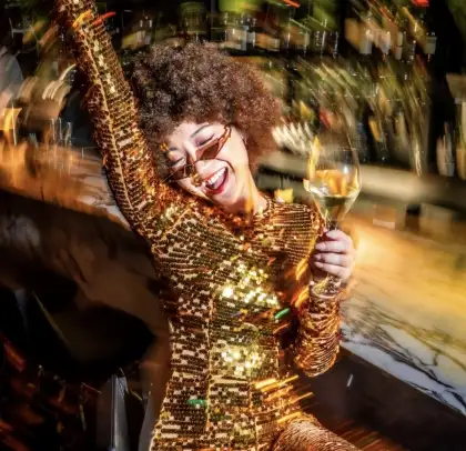 2 The Ritz-Carlton, Hong Kong presents: OZONE New Year’s Eve Countdown Party