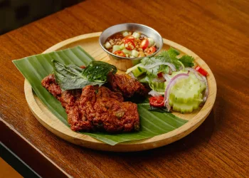 Tort Man Pla Tai Shi Ka Li Yu Bing 3 min