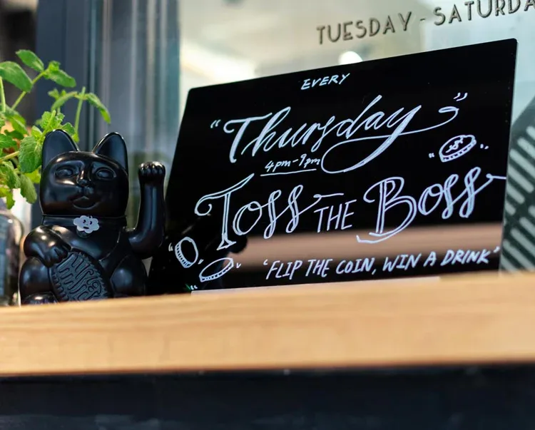 Winstons Coffee Toss the Boss 1