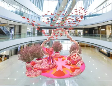 Ifc mall The Phoenixs Celestial Court Art Installation 1