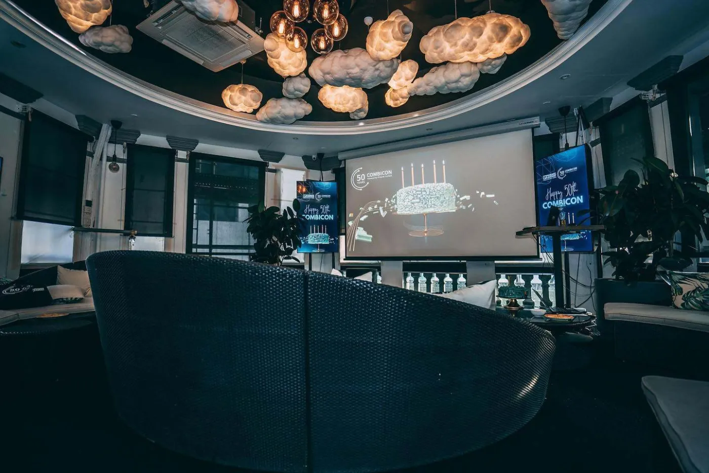 Barouv Rooftop Bar 9