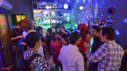 Singapore Pub Crawl Half Day Tour