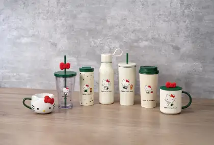 Starbucks x Hello Kitty Exclusive Themed Merchandise