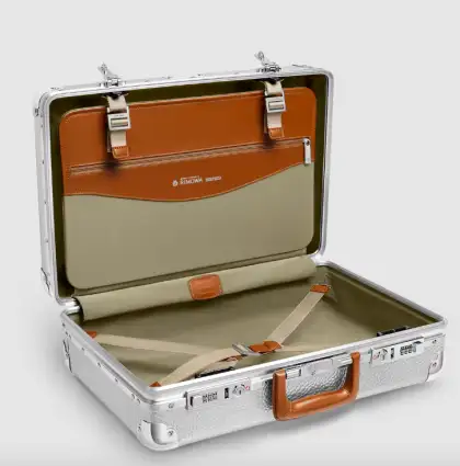 Cool Hand-Carry Case for Travel Rimowa Luggage
