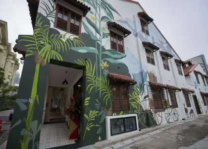 Painted Wall Mural at 64 Club Street min