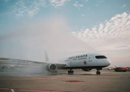 The Only Non stop Flight From Canada to Singapore Arrives at SG