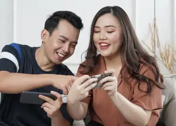 Six Mobile Apps for Couples to Spice Up Relationships